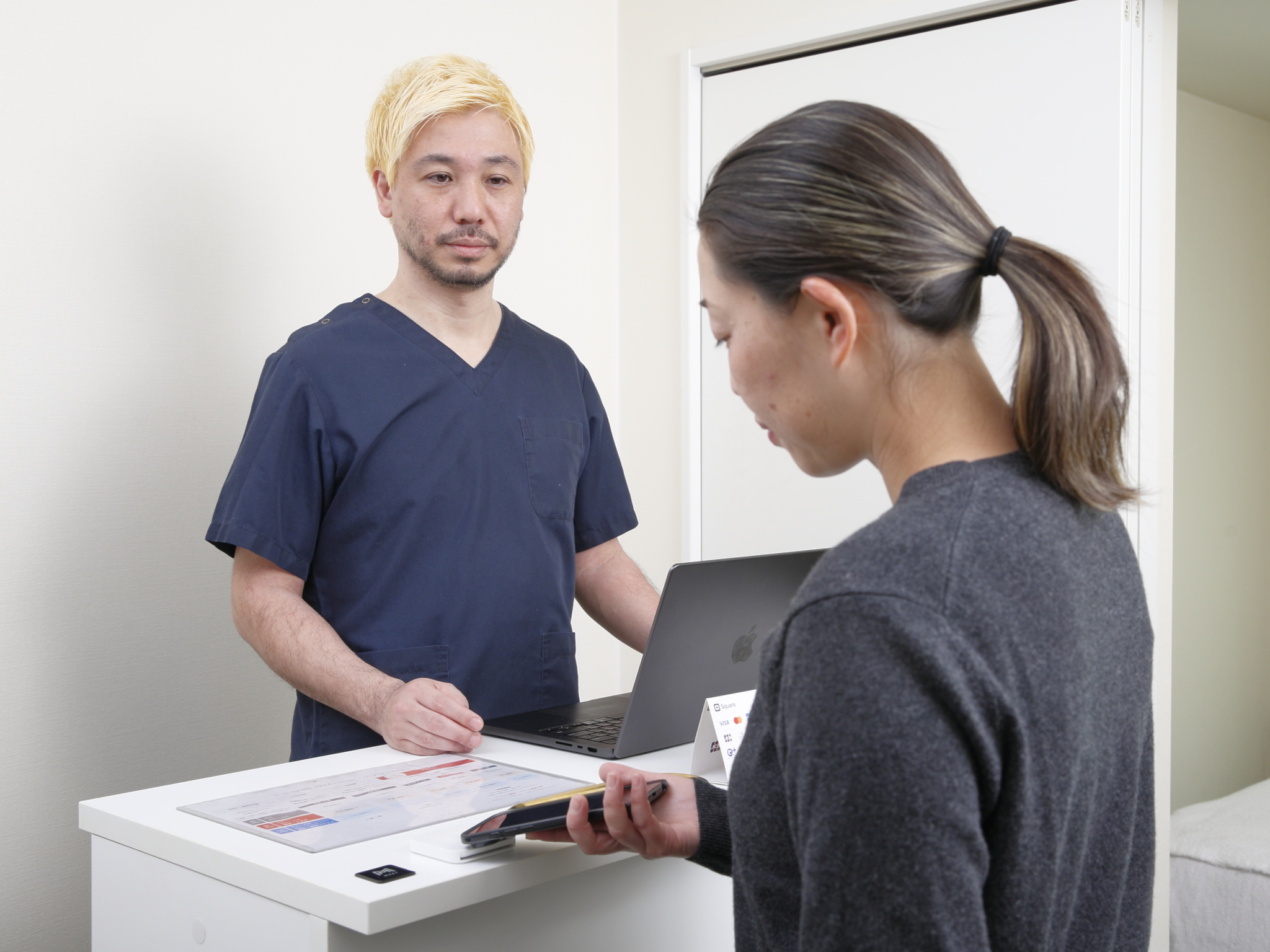 生理痛(月経困難症)の鍼灸はどのくらい通う?頻度と続け方|藤沢の鍼灸
